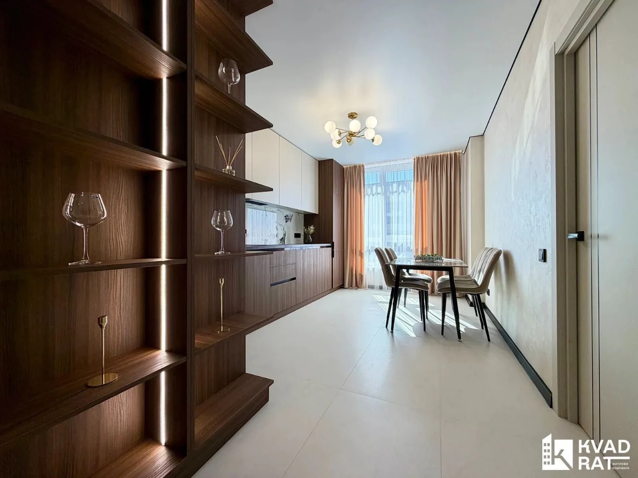 High-Quality One-Bedroom Apartment with River View
