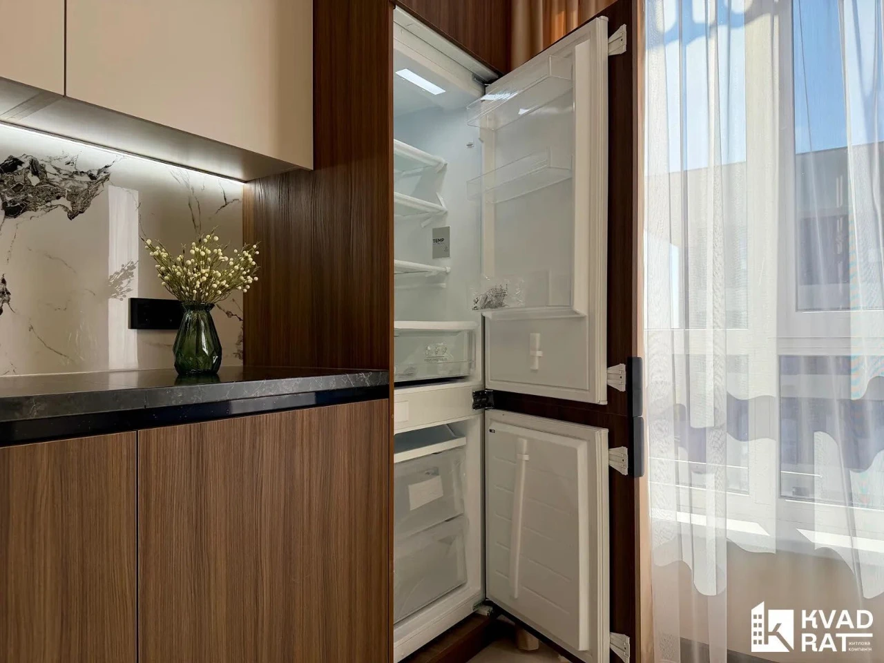 High-Quality One-Bedroom Apartment with River View