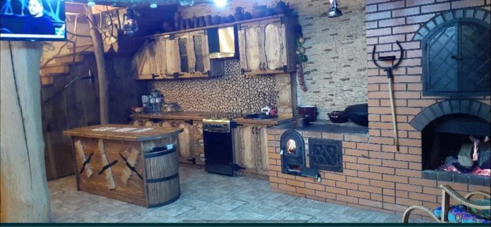 В продаджі В горах база відпочинку . Чан, сауна , басей