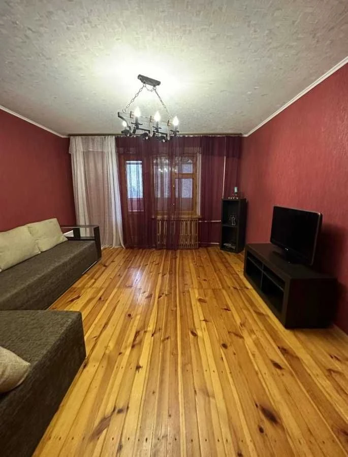 3 bedroom apartment on Chudnivska Street. New building
