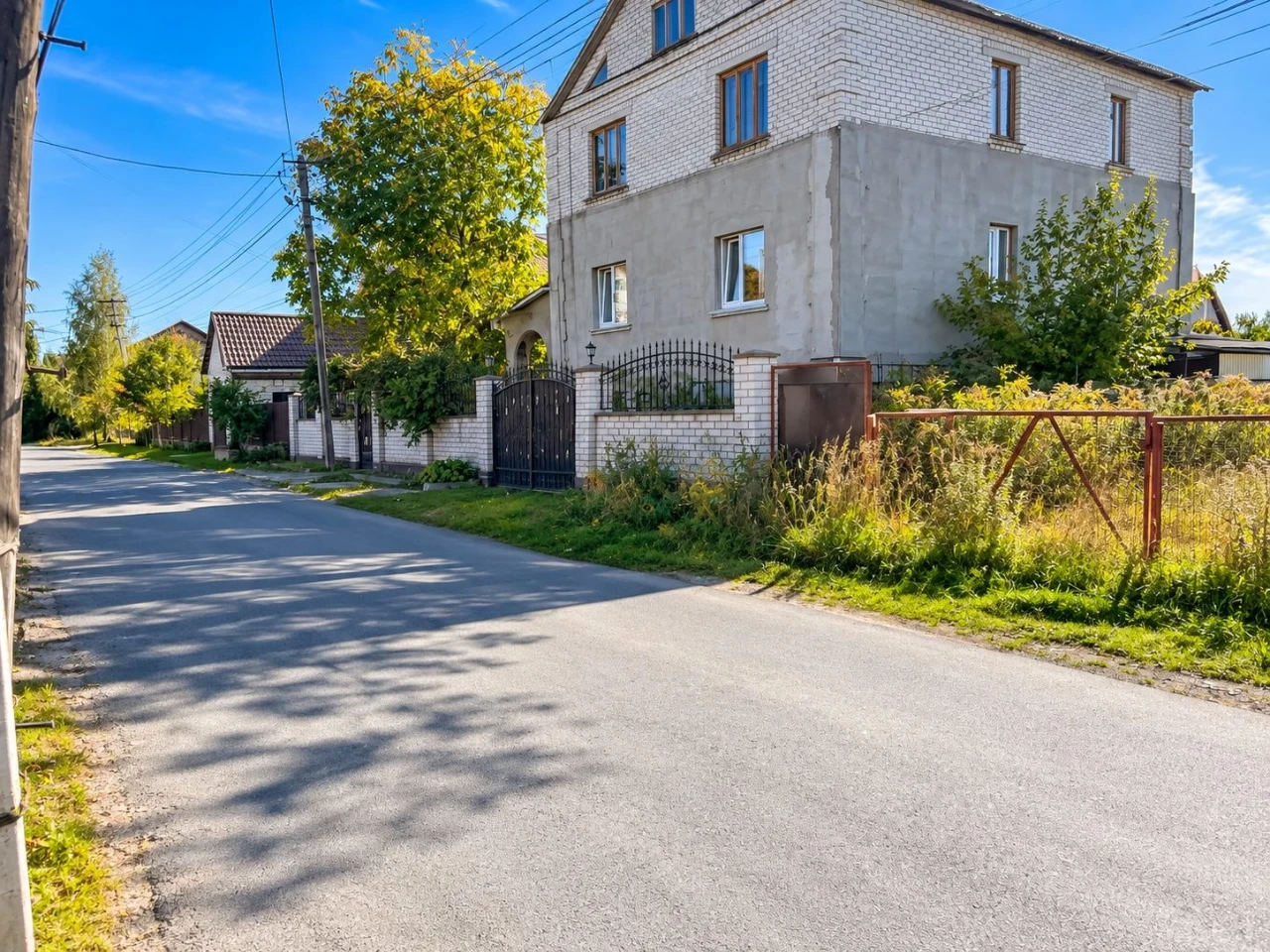 Land for development in Dovzhik