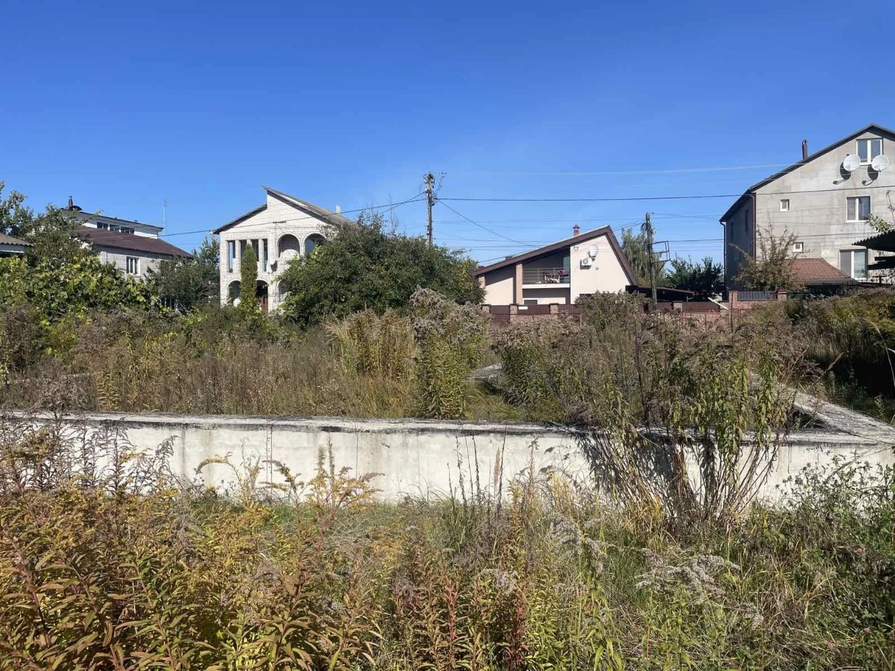 Land for development in Dovzhik