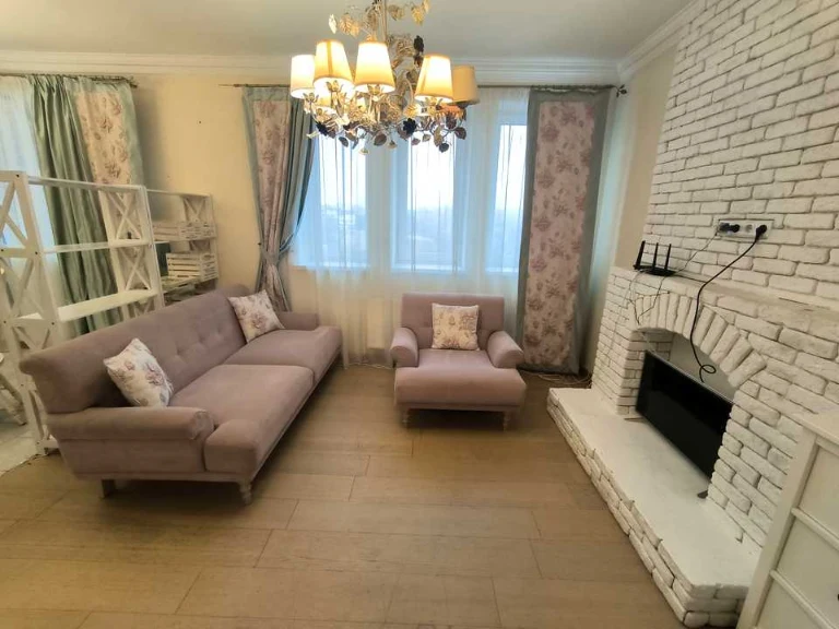 Apartment. Holosiivskyy Street, Kyiv