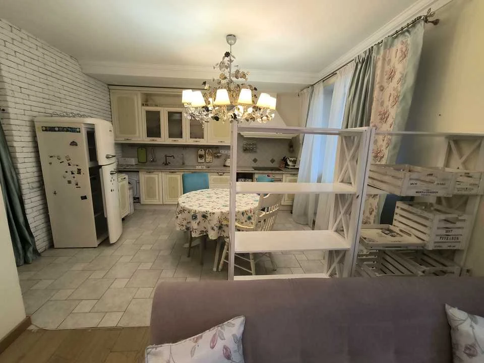 Apartment. Holosiivskyy Street, Kyiv