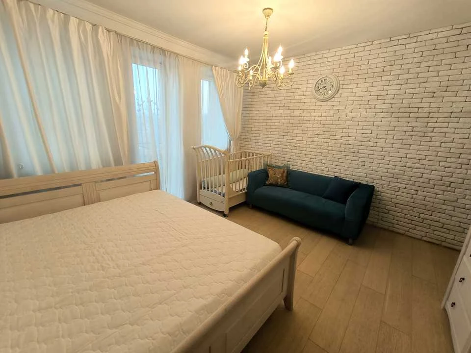 Apartment. Holosiivskyy Street, Kyiv