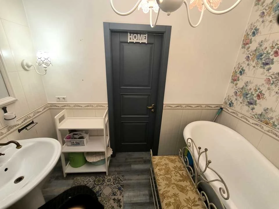 Apartment. Holosiivskyy Street, Kyiv