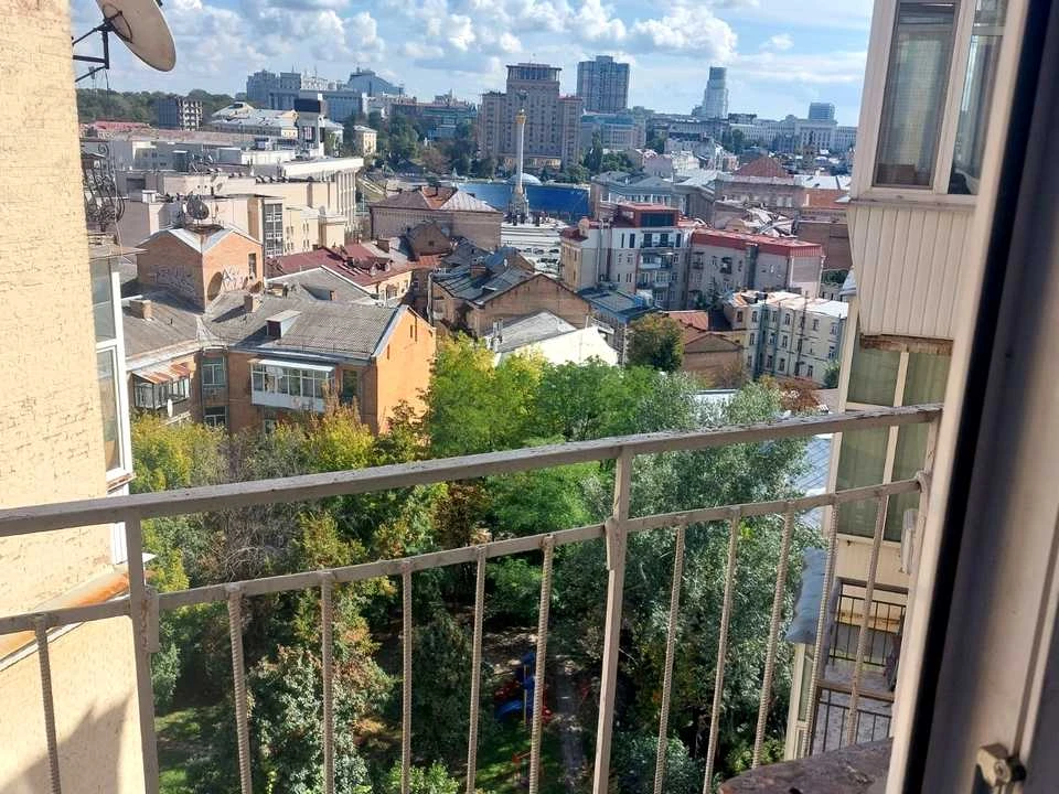 Квартира. Київ, Михайлівський пров.