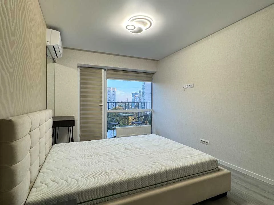 Apartment. Dnipro, Vadima Zhukova st.