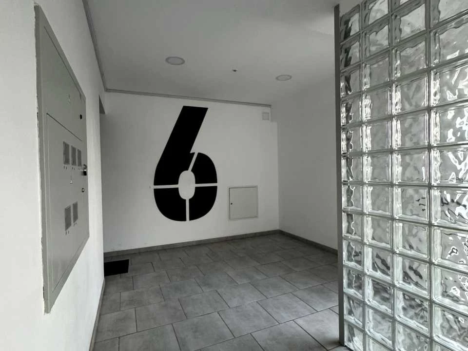 Apartment. Dnipro, Vadima Zhukova st.