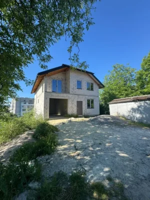 Продаж будинку окремо стоячий по вулиці Загірна, р-н.вул. Гр