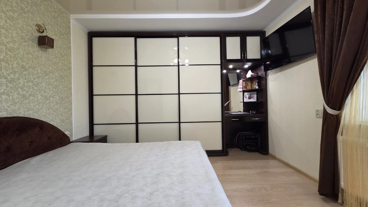 Two-room apartment on Ivan Sirka st., near Vist, 54 sq m