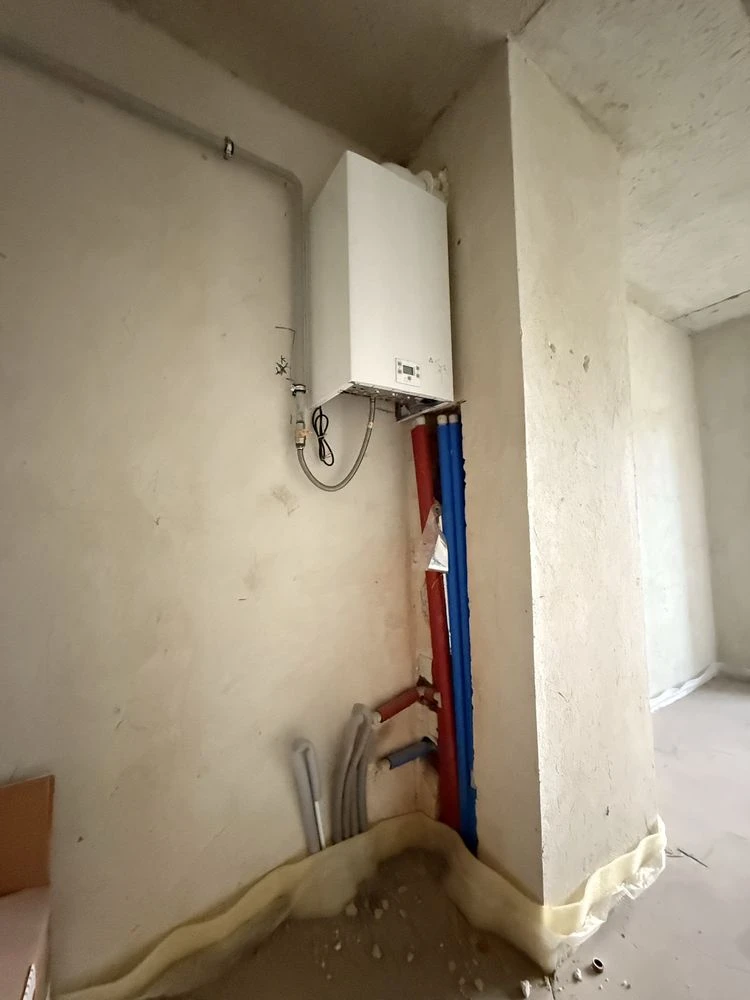 Sale of a 2-room apartment with partial renovation