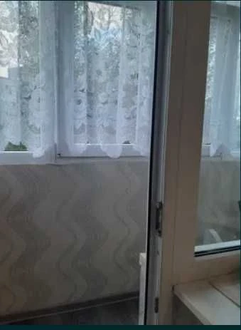 Продається однокімнатна квартира в м. Дніпро, ЖМ Перемога-3, Побед