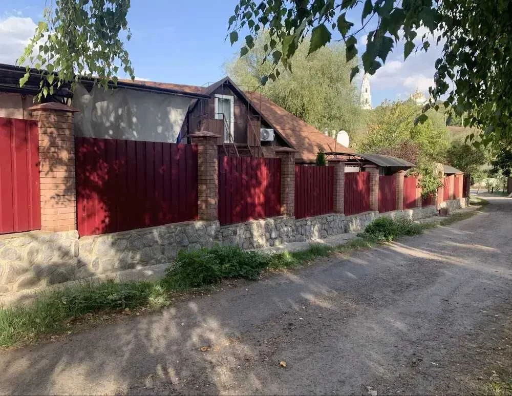 House for Sale in Poltava with Ready Space for Living and Business