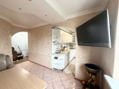 Apartment. Kharkiv, Ludviga Svobody Ave.