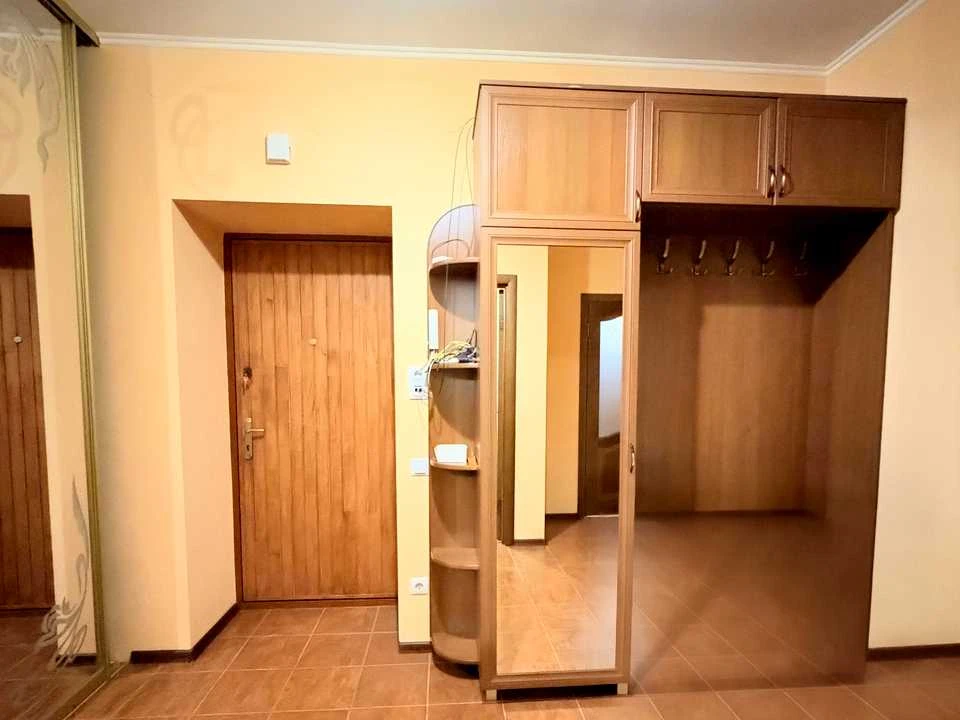 Apartment. Lviv, Pod Holoskom st.
