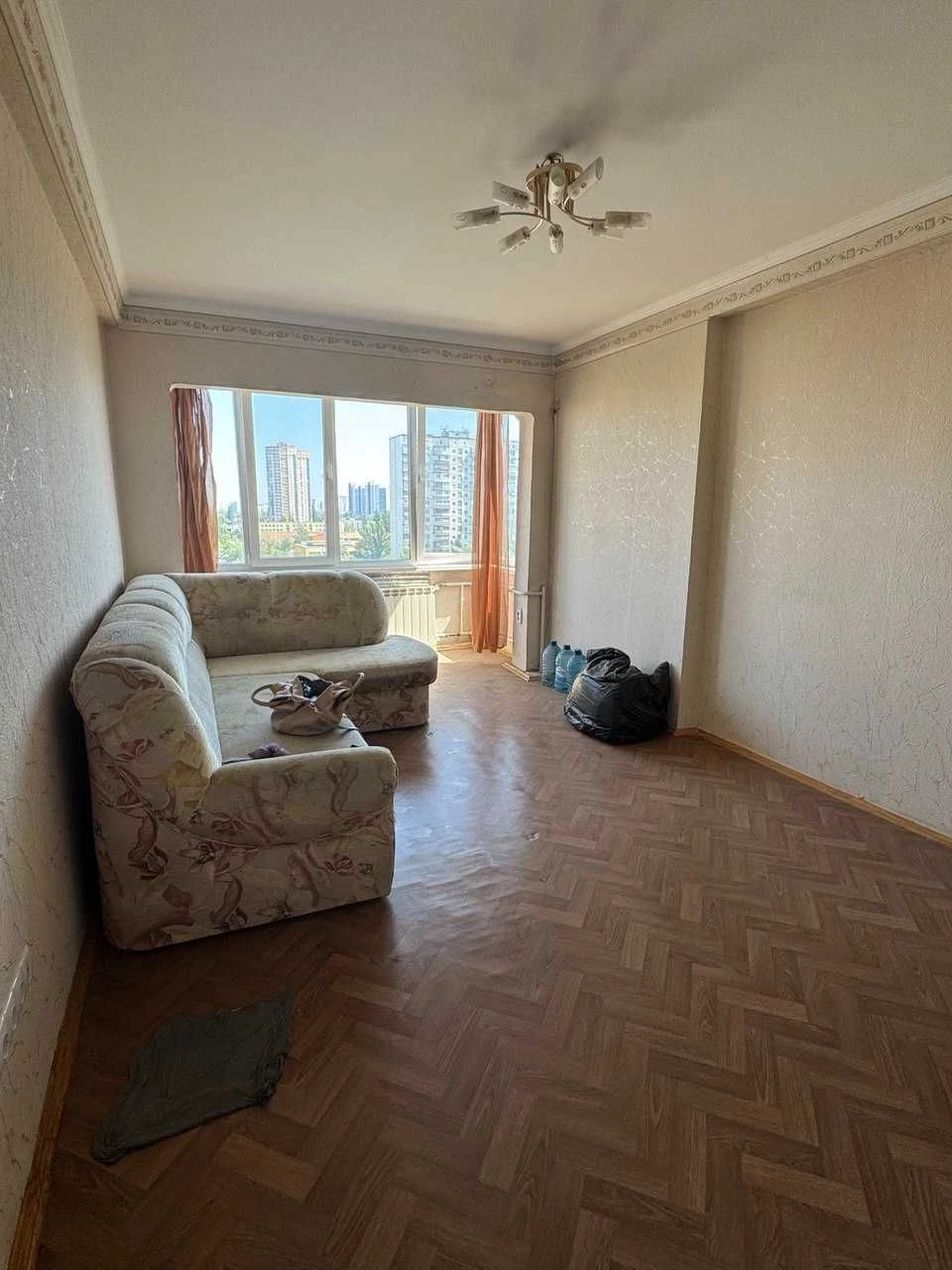 Продаж 3х кімнатної квартири Дніпровський район.
