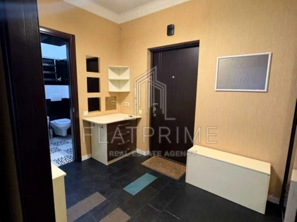 Apartment. Regeratorna Street, Kyiv
