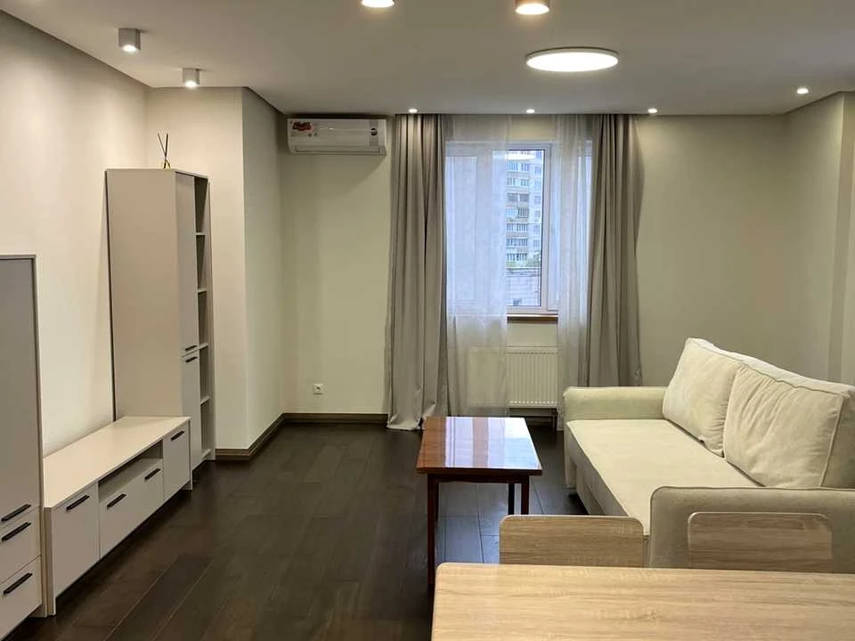 Apartment. Dragomano Street, Kyiv