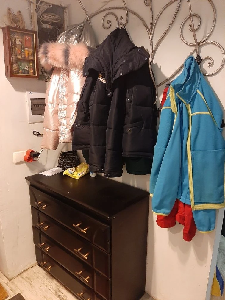 OWNER, NO COMMISSION. Selling 1 room apartment