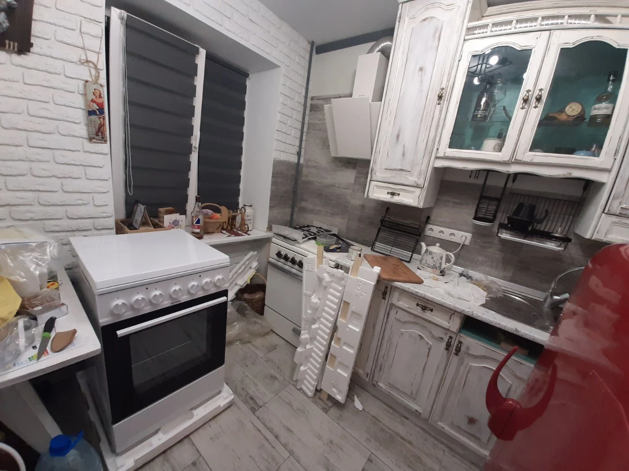 OWNER, NO COMMISSION. Selling 1 room apartment