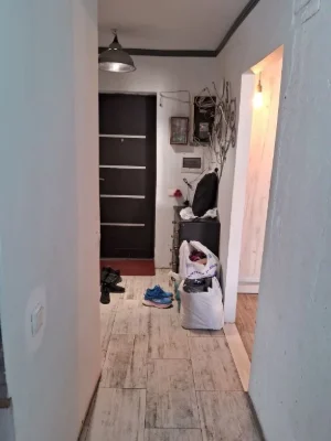 OWNER, NO COMMISSION. Selling 1 room apartment