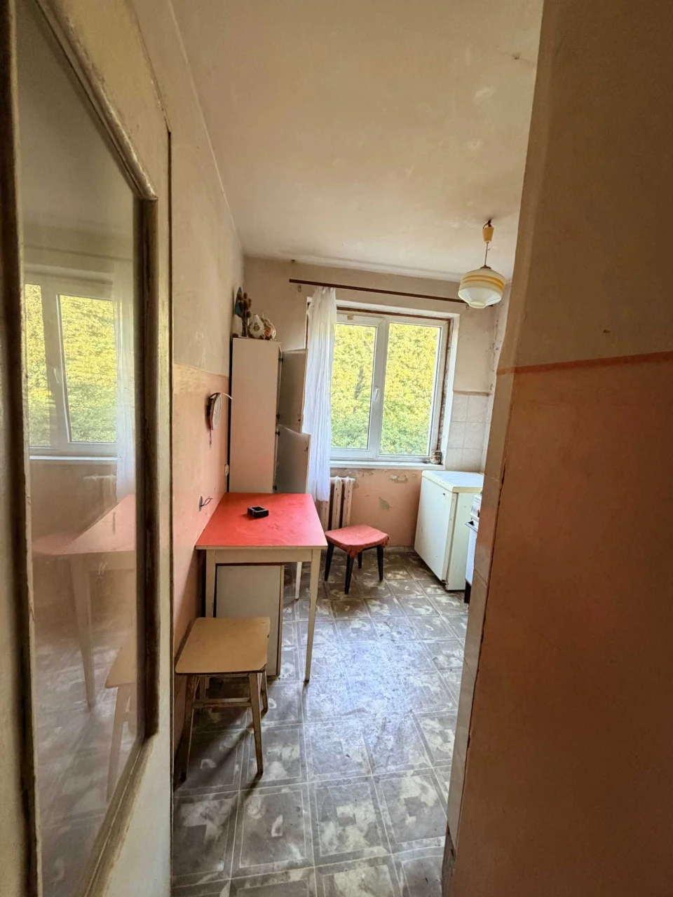 Продаж 2 кімнатної квартири по вул. Любінська