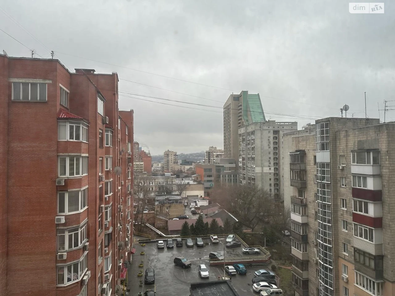 Продаж Квартира на вулиці Річній, 4
