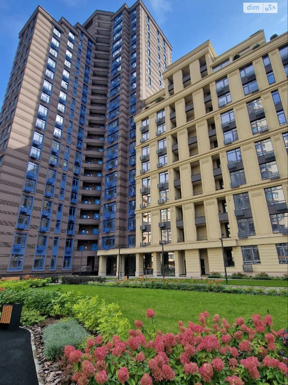 Продаж Квартира на вулиці Річній, 4