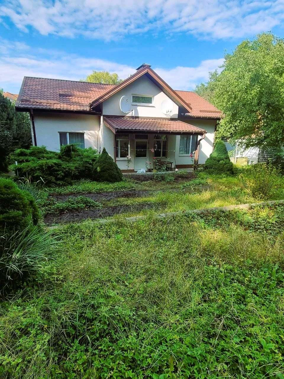 House for Sale: 8 Acres in Shatilovka, Pavlov Field, Botanical Garden