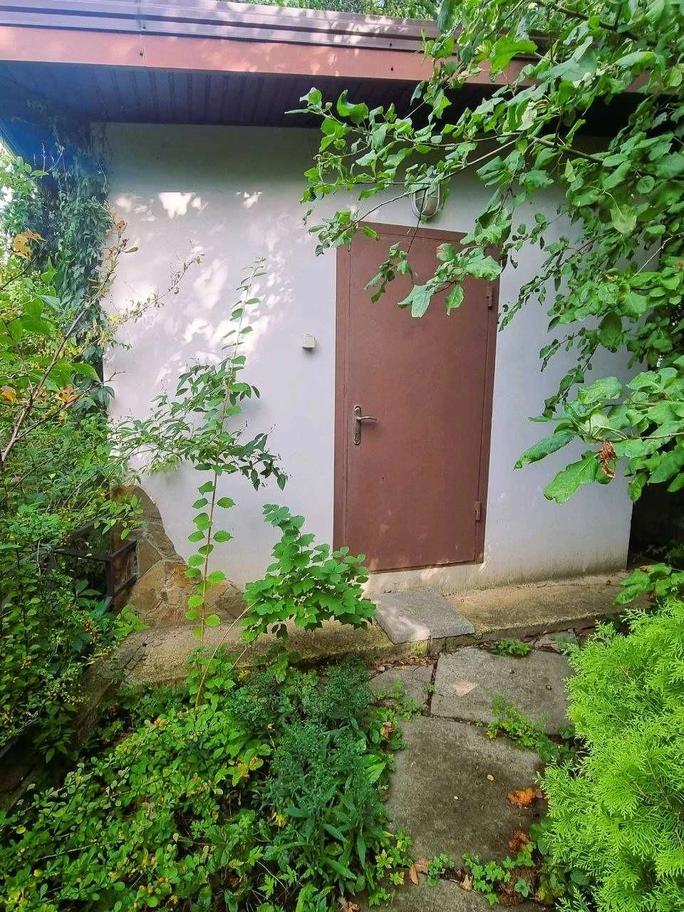 House for Sale: 8 Acres in Shatilovka, Pavlov Field, Botanical Garden