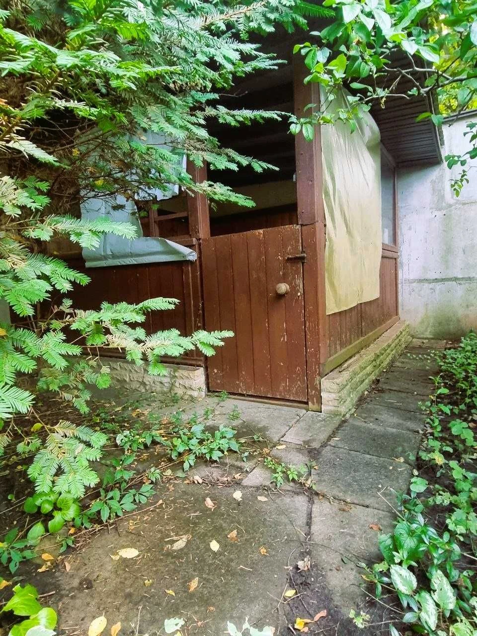 House for Sale: 8 Acres in Shatilovka, Pavlov Field, Botanical Garden