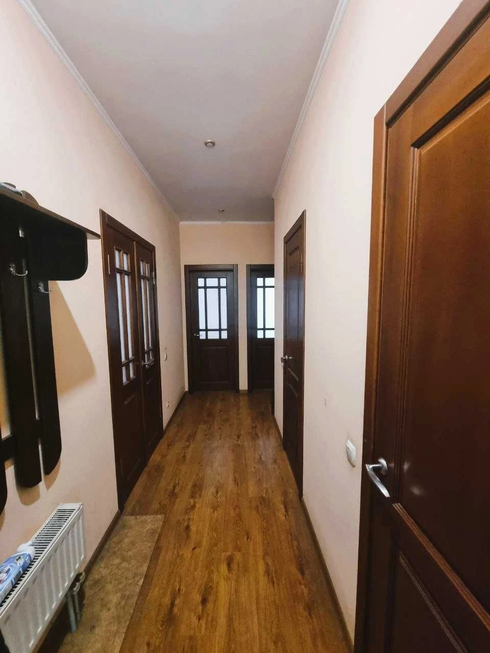 House for Sale: 8 Acres in Shatilovka, Pavlov Field, Botanical Garden