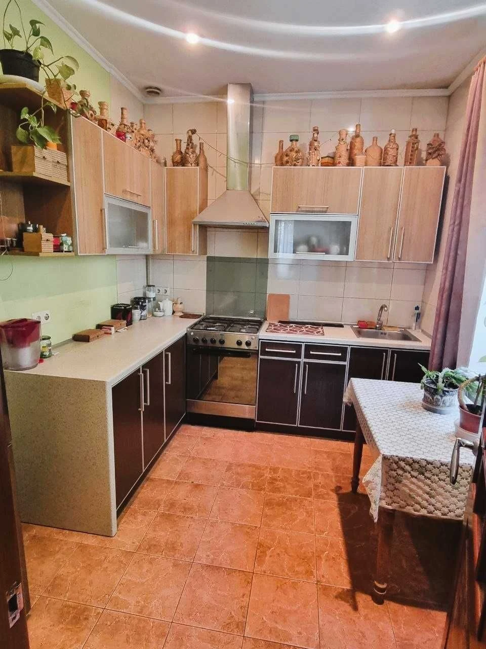 House for Sale: 8 Acres in Shatilovka, Pavlov Field, Botanical Garden