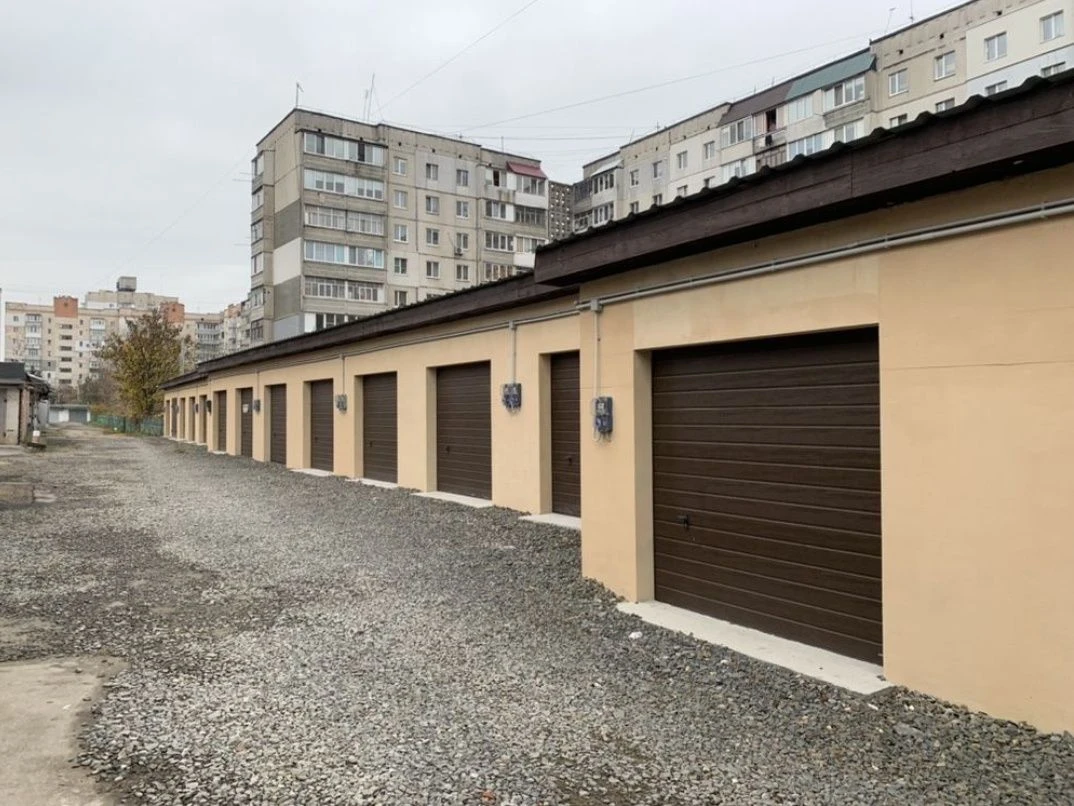 Продам двоповерховий Гараж