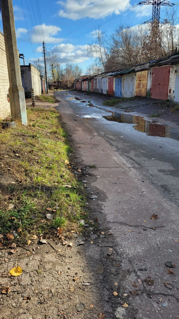 Продаж гаража в АК 16, біля фабрики "Сиверянка"