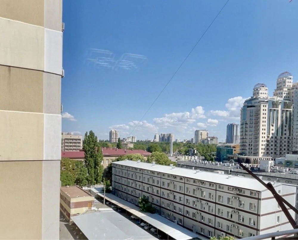 Продається 3-кімнатна квартира в Аркадії