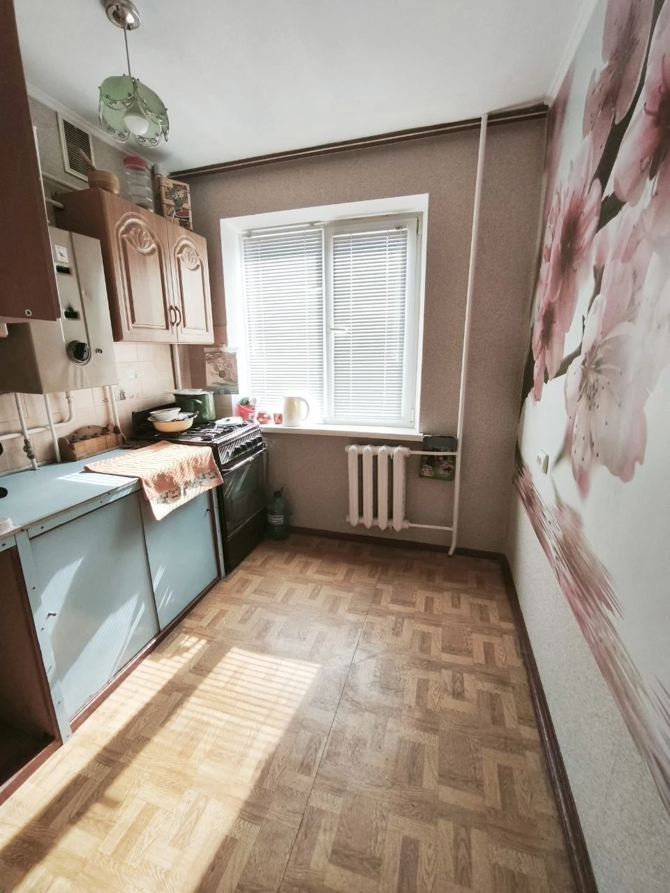 Selling 2-bedroom apartment. Ingul district