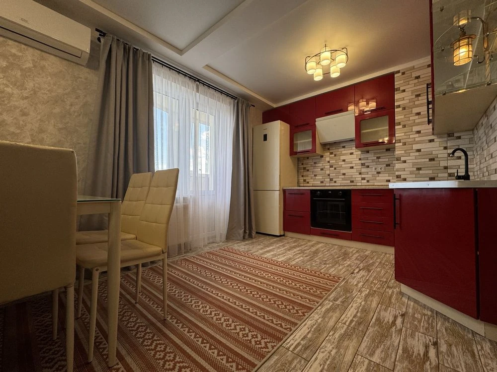 Однокімнатна квартира-студія, 43 м2, мебель + техника, ЖК «П