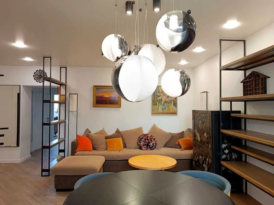 Apartment. Salutna St, Nivki, Kyiv