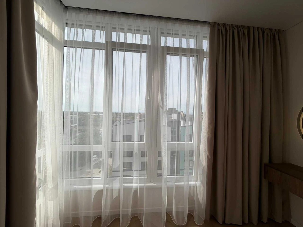Three-bedroom apartment in the "Parkove Misto" residential complex.