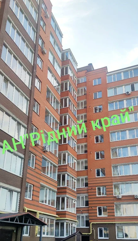 Interesting offer. Second floor. Modern brick new building.