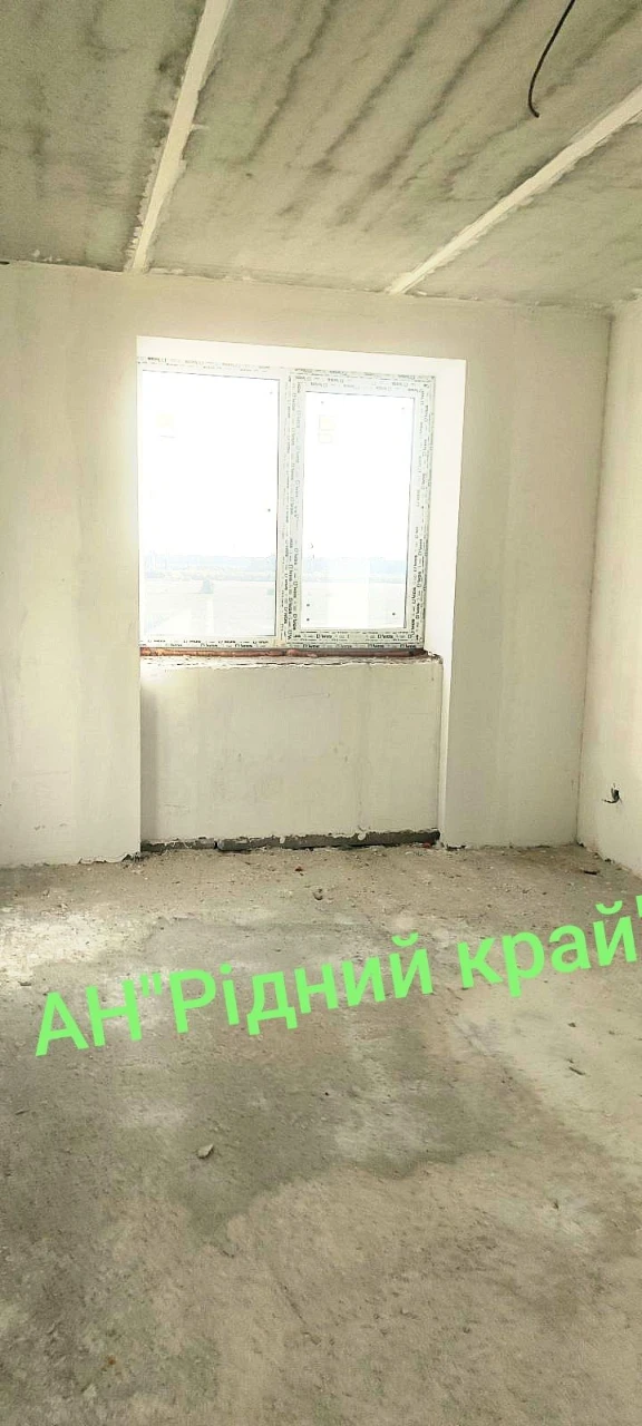 Interesting offer. Second floor. Modern brick new building.