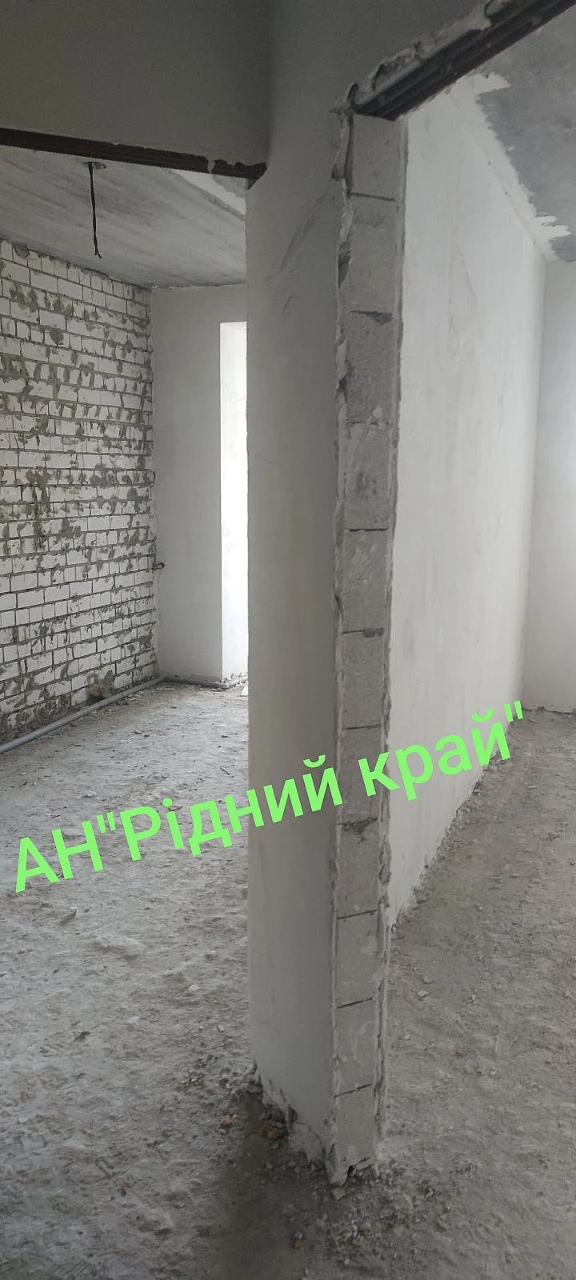 Interesting offer. Second floor. Modern brick new building.