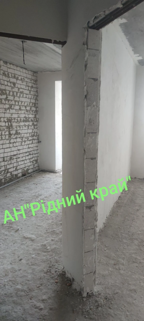 Interesting offer. Second floor. Modern brick new building.