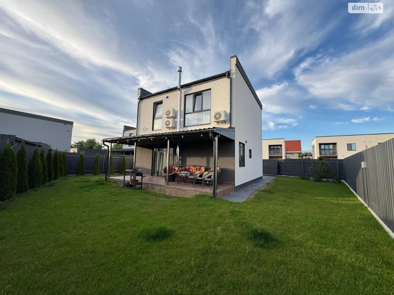 Long-Term Rental House in Darnytskyi