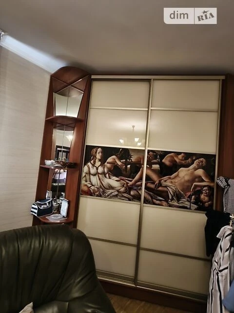 For sale 2-room apartment 76 sq. m. on Borispolska St. 6 • ID 346