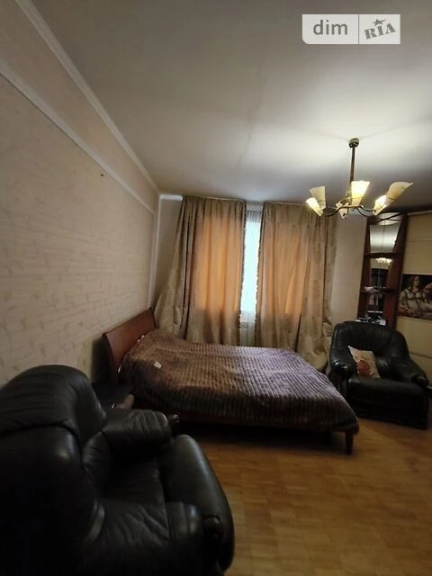 For sale 2-room apartment 76 sq. m. on Borispolska St. 6 • ID 346