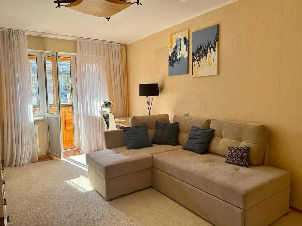 Оренда двухкомнатной квартиры (45 м²) в Киеве, Солом'янский район
