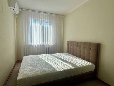 Аренда 2-комнатной квартиры 45 м², Героев Севастополя ул., 1